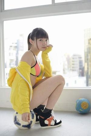 【清楚系ビッチ】NMB48・太田夢莉１５歳の爽やか水着グラビアが清潔感↑↑でいい！