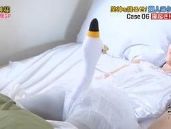 「笑神様は突然に」でNMB48小嶋花梨が白鳥パンツで股間丸見え姿晒す