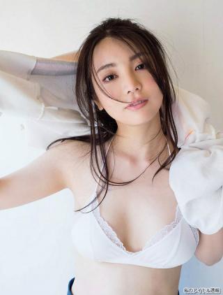 【誘惑夢】女優・仲村美海(25)の週刊誌水着画像