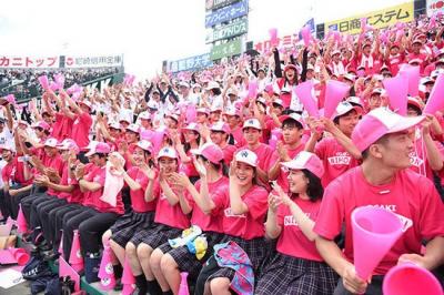 【画像】大垣日大高校の即ﾊﾎﾞ巨乳応援団員、おっぱいの形がくっきり浮き上がてしまう