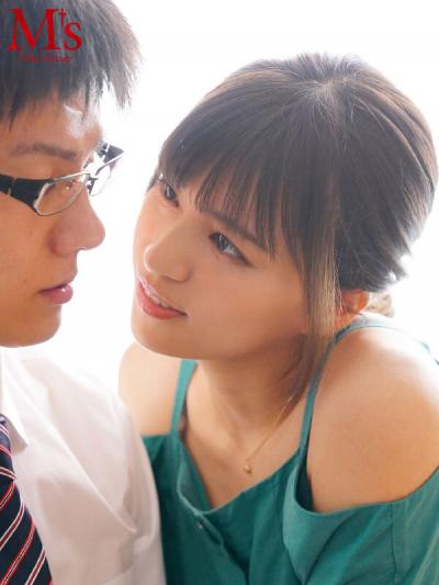 【画像＆動画】 先生とキスの練習してみる？ キスでチ○ポを勃たせてくる美人家庭教師あかり先生のナマ唾だくだくエロキス誘惑個人レッスン 根尾あかり