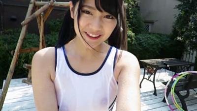 沢井麗子の水着から透けるエッチな乳首