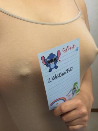 乳首オナニー大好きな自慰女のエッチ画像！リアルな使い込みローターまでうｐｗｗｗ