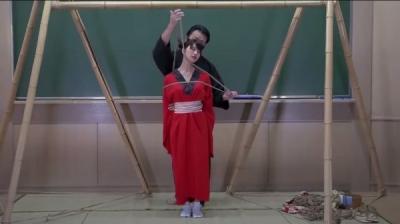 女性蔑視としてyoutubeで削除された京都大学の緊縛SM公開授業の様子がこちら