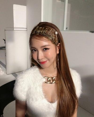 【アーティスト】BoA（３５）、お〇ぱいガチでデカくなるw