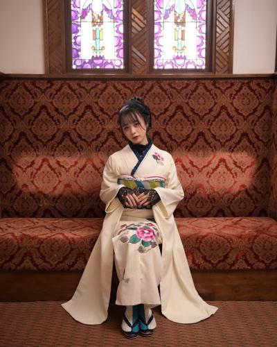 【画像】AKB48 横山結衣さんの成人式晴れ着姿が可愛すぎると話題