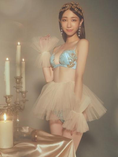 【画像】AKB48・柏木由紀、クレオパトラのような美しさ？ オリエンタルなランジェリー姿が話題