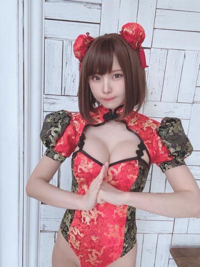 【画像】コスプレイヤーえなこさん(27)、チャイナレオタードを着る