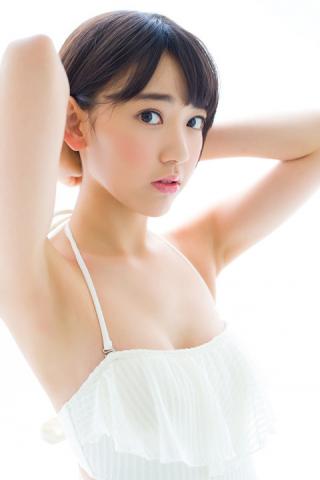 HKT48のエース宮脇咲良ちゃんのかわいさが止まらない最新グラビア水着を含む画像まとめ