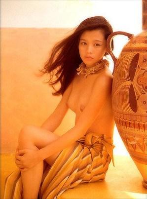 ビビアンスー ヘアヌード画像74枚！台湾美女のパイパイでマンマンな全裸でも久々見ようぜｗｗｗｗ｜ ビビアンスーエロ画像
