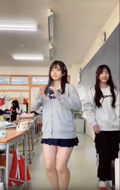 【動画】激シコJK、TikTokで一瞬にして400万再生