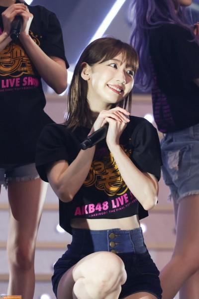 AKB48・柏木由紀(30)、デビュー15周年を報告「人生の半分をAKBとして過ごしたことになるみたい！」