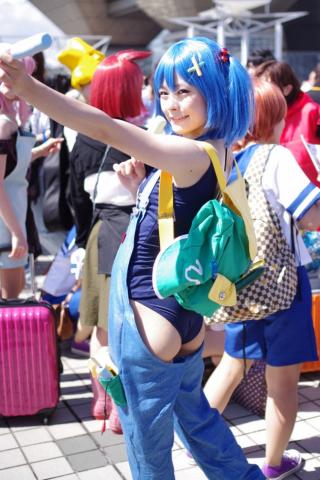 【画像】コスプレイベントって完全に若い女のパンツや下半身を眺めるスポットだよなｗｗｗｗｗｗ