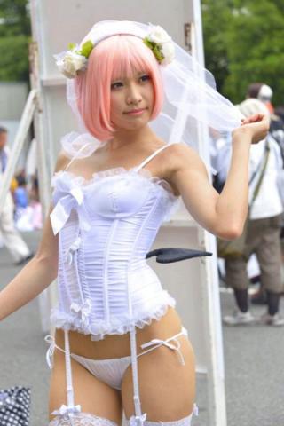 欲求不満なヲタにおかずを提供する女神になってるコスプレイヤー達の抜けるエロ画像を集めてみたｗｗｗｗｗｗ