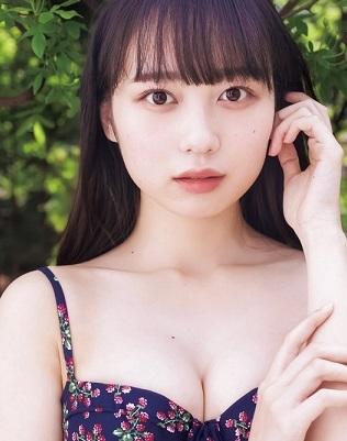 大盛真歩(AKB48)最新グラビア水着画像　18枚