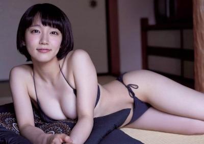 【女優】吉岡里帆（２７）、「2年ぶり2nd写真集発売」美背中を大胆に披露する！