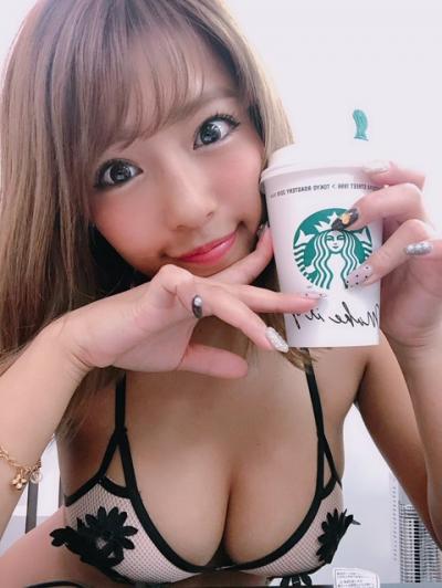 【Gカップ】グラビアアイドル・橋本梨菜(25)の自撮り&オフショット水着画像 Part１８