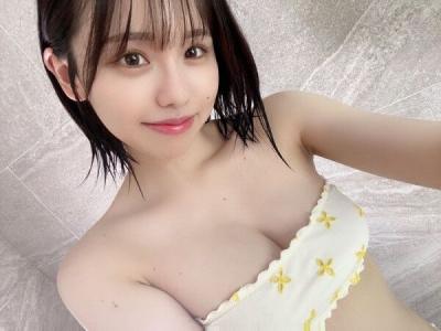 【SKE48】佐藤佳穂（２５）、「グラビア登場！」水着姿で美ボディを披露する！
