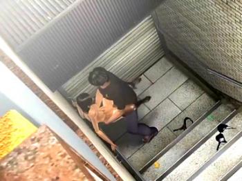 街中　痴女 チ〇ポ狂いの露出狂が街中で発情オナニーでストレス発散！？メガネ爆乳美人痴女お姉さんと深夜に野外青姦濃厚セックス♡ - エロアニメタレスト